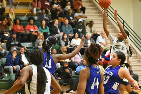 Lady Eagles roll past Co-Lin 82-68